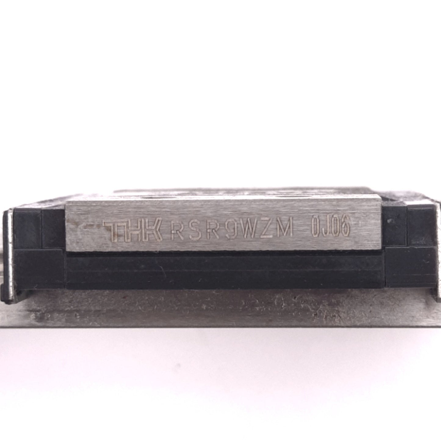 New – Open box THK RSR9WZM Linear Guide Block w/ 18x70mm Rail, 39x30mm Block, M3, 3.92kN Max