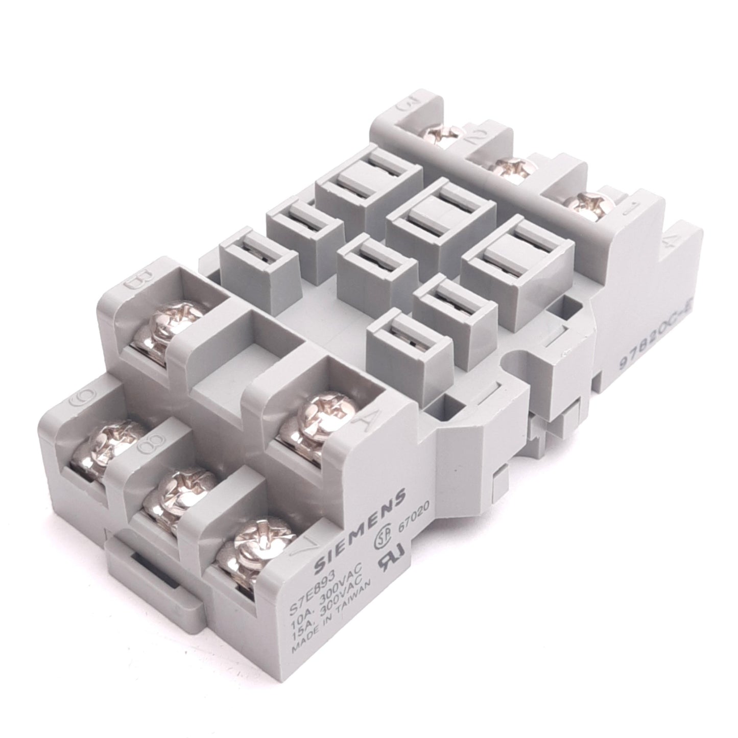 New – Open box Siemens S7E893 Relay Socket, 11-Pin Blade, 300VAC 10A Max, DIN Rail