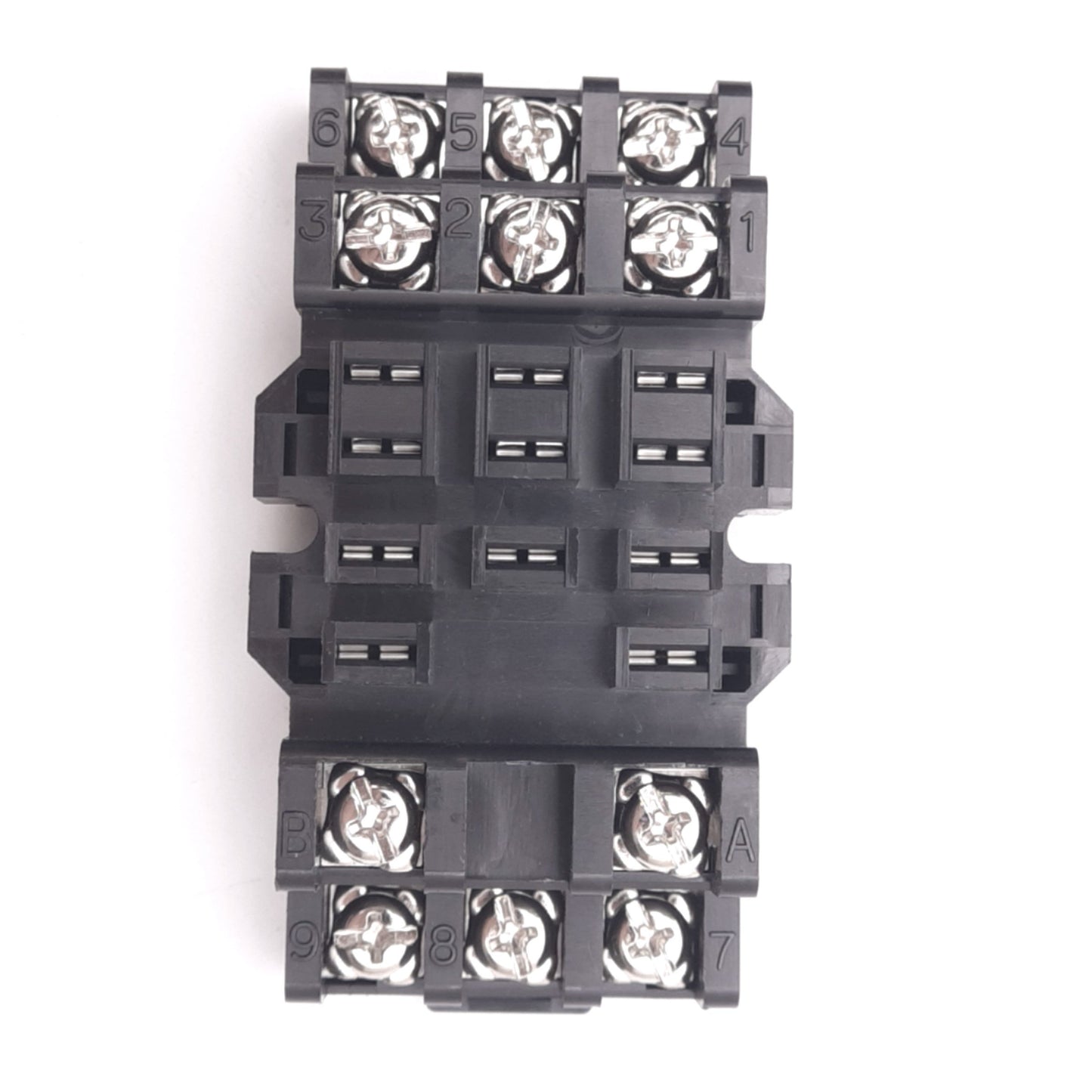 New IDEC SR3B-05 Plug-In Relay Socket, 11-Pin Blades, 300VAC 10A Max, DIN Rail