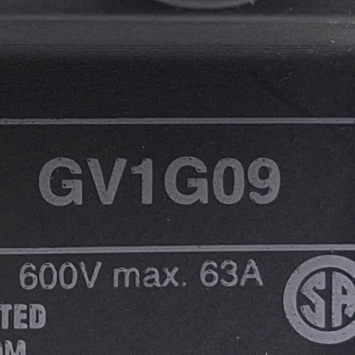 Used Schneider Electric GV1G09 Top-Feed Terminal Block For Bus Bars 3-Pole 63A 600VAC