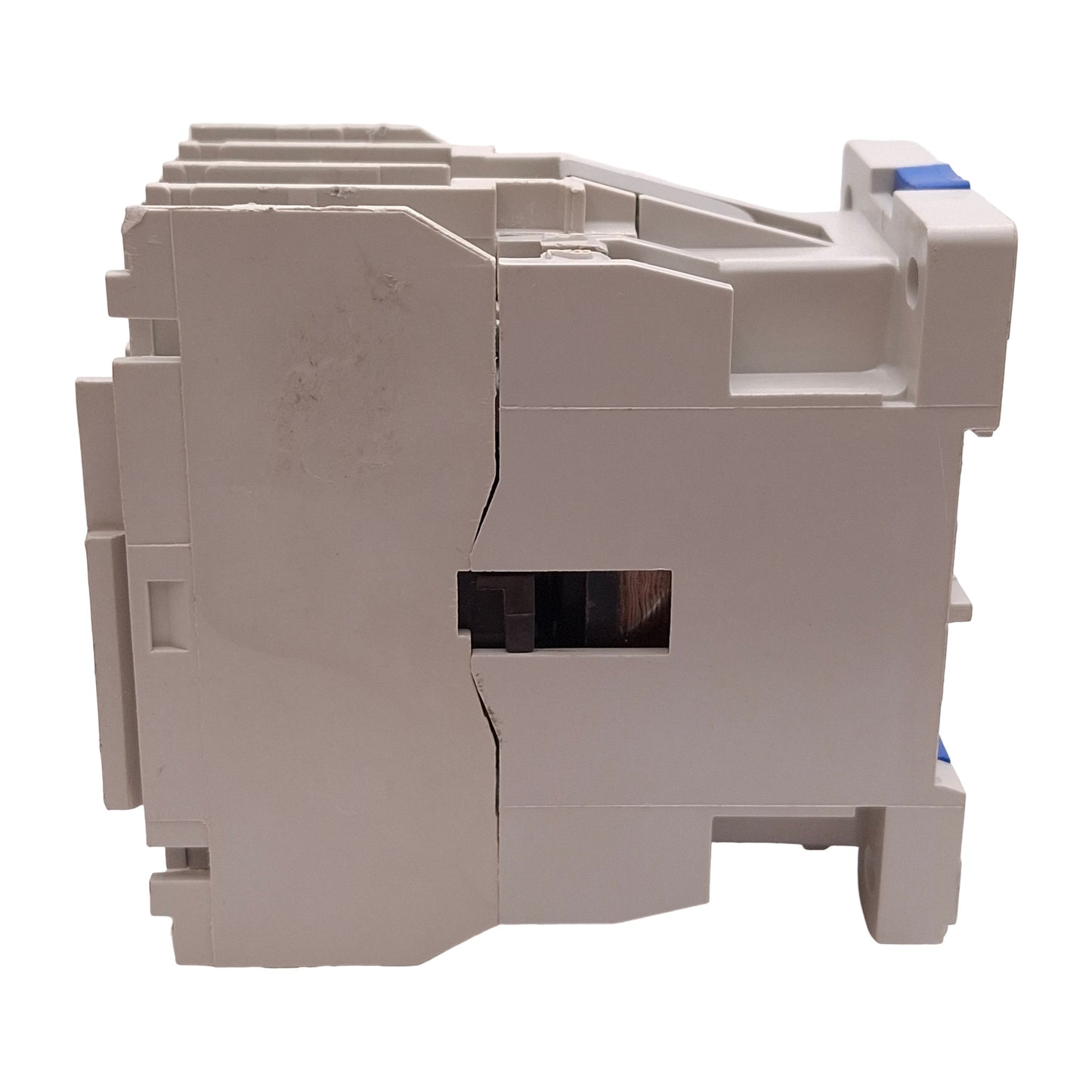 Used Cutler-Hammer CE15BN3 Contactor, 3-Pole, 10A, 7.5HP @ 575VAC, 24VDC Coil