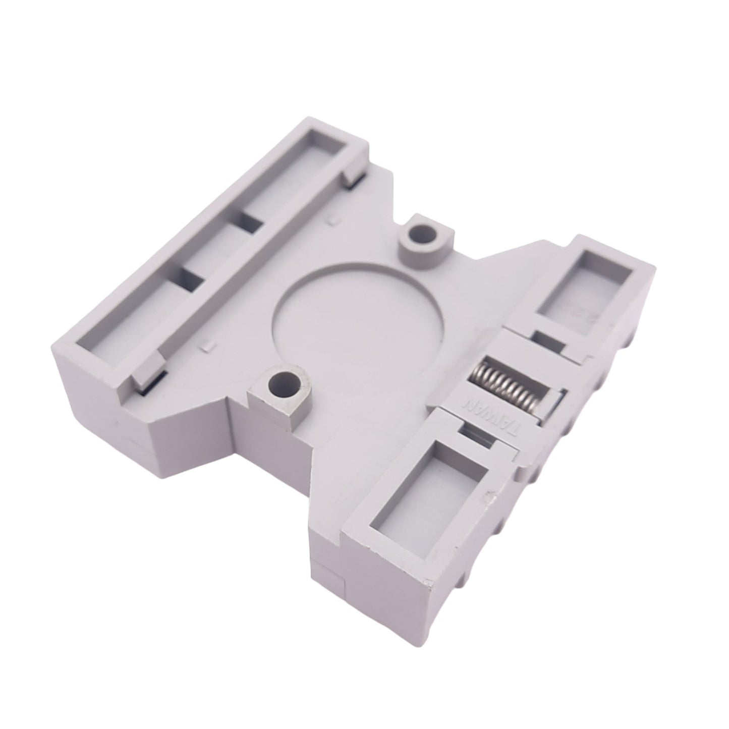 New IDEC SR3P-06 Relay Socket, 11-Pin Octal, 300VAC 10A Max, DIN Rail Mount