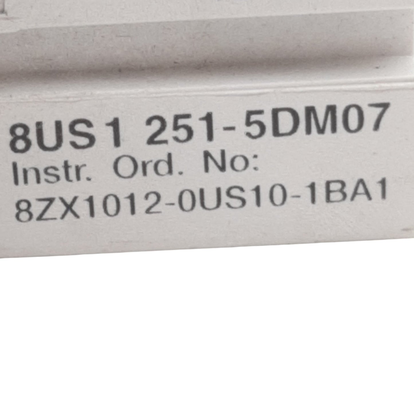 Used Siemens 8US1251-5DM07 Busbar System 182 x 45 x 60mm, 600V, 12AWG, Flying Lead