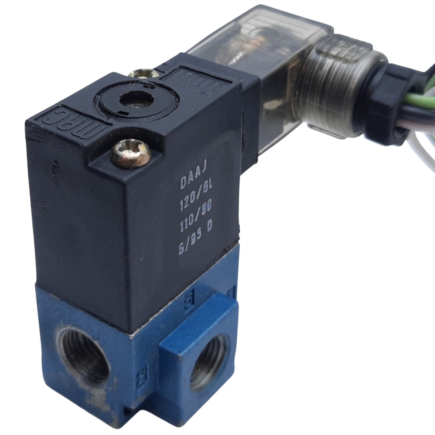 Used MAC 35A-BAE-DAAJ-1KD Solenoid Valve, 3/2 Way NC, 5.4 Watts, 120 PSI, 110/120V