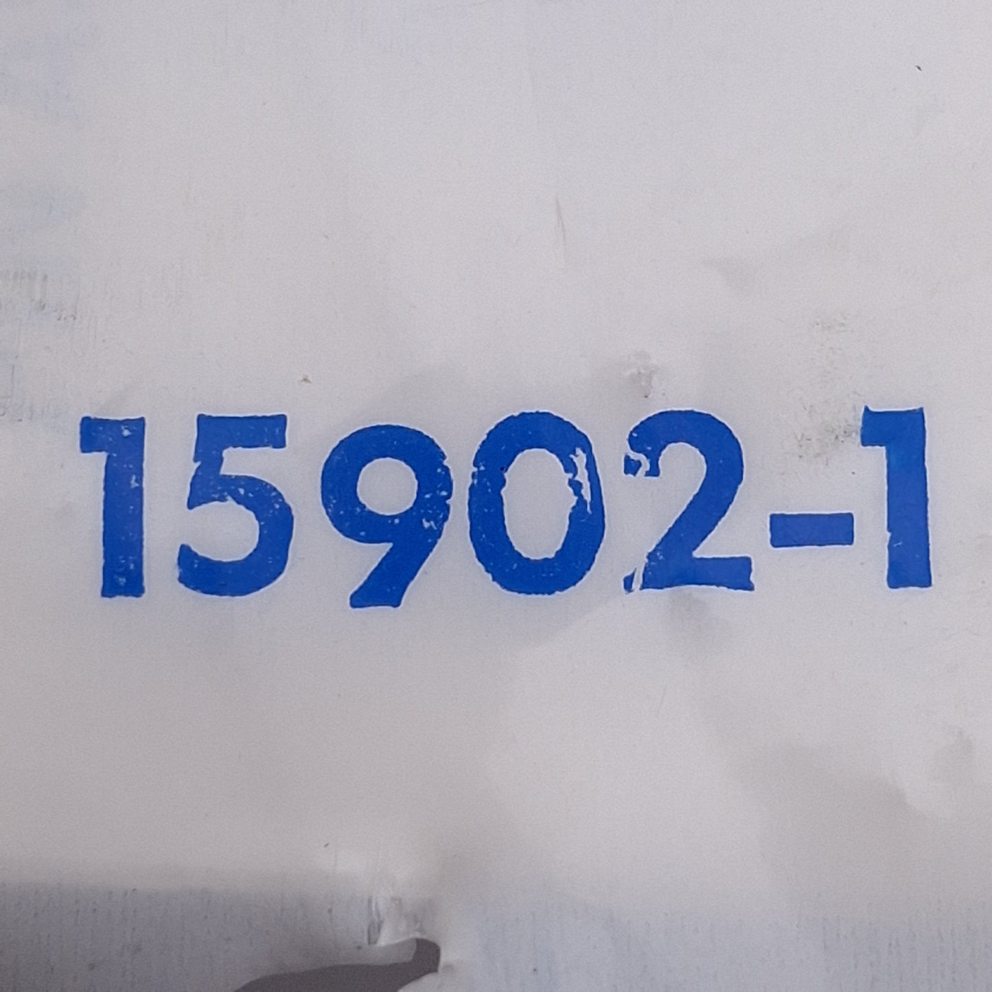 New phd 15902-1 Hall Effect Switch, NPN/PNP, 4.5-24VDC Input, M12 4-Pin QD Male