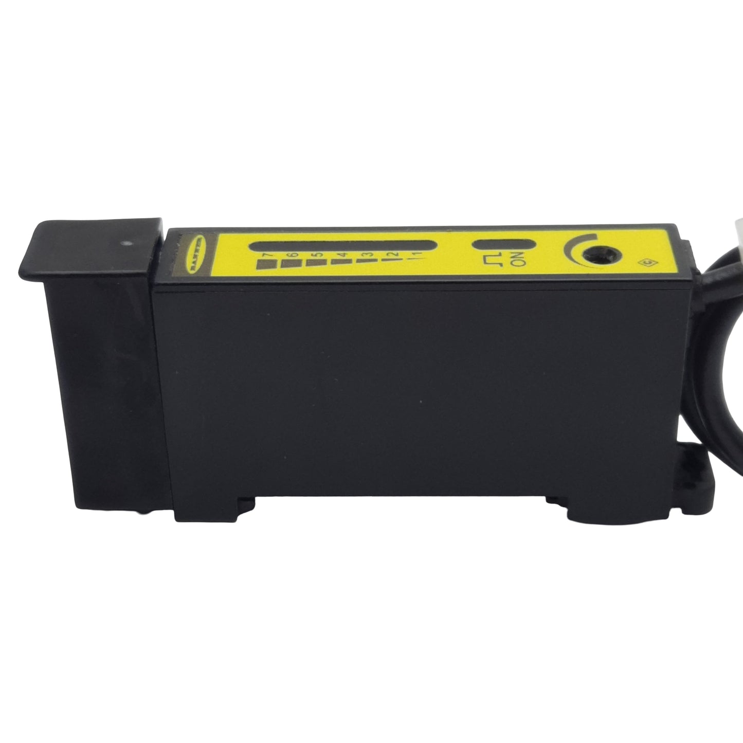 Used Banner D12SP6FP Fiber Optic Sensor, PNP, 150mA, 10-30VDC, 4-Wire Leads, 0.2m