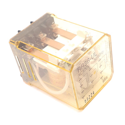 New IDEC RR3B-ULAC120V Ice-Cube Plug-In Relay, 3PDT, 11-Pin, 10A Max, 120VAC Coil