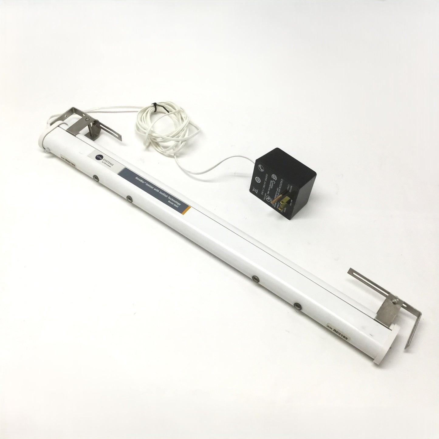 Used ITW Ion Systems 6685 AeroBar Ionizer Static Neutralizing Bar 22" Long, 24VAC