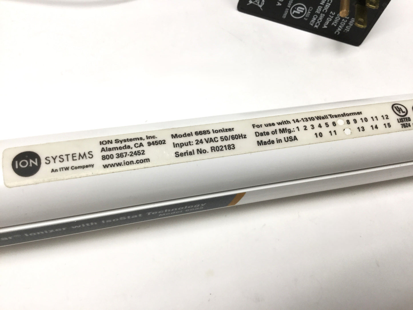 Used ITW Ion Systems 6685 AeroBar Ionizer Static Neutralizing Bar 22" Long, 24VAC