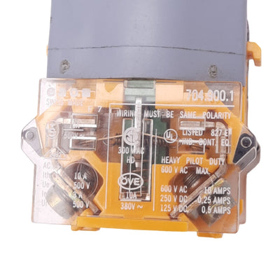New EAO 704.900.1 Key Selector Switch, ø22mm, 2-Position, 1NO, 600V 10A Max