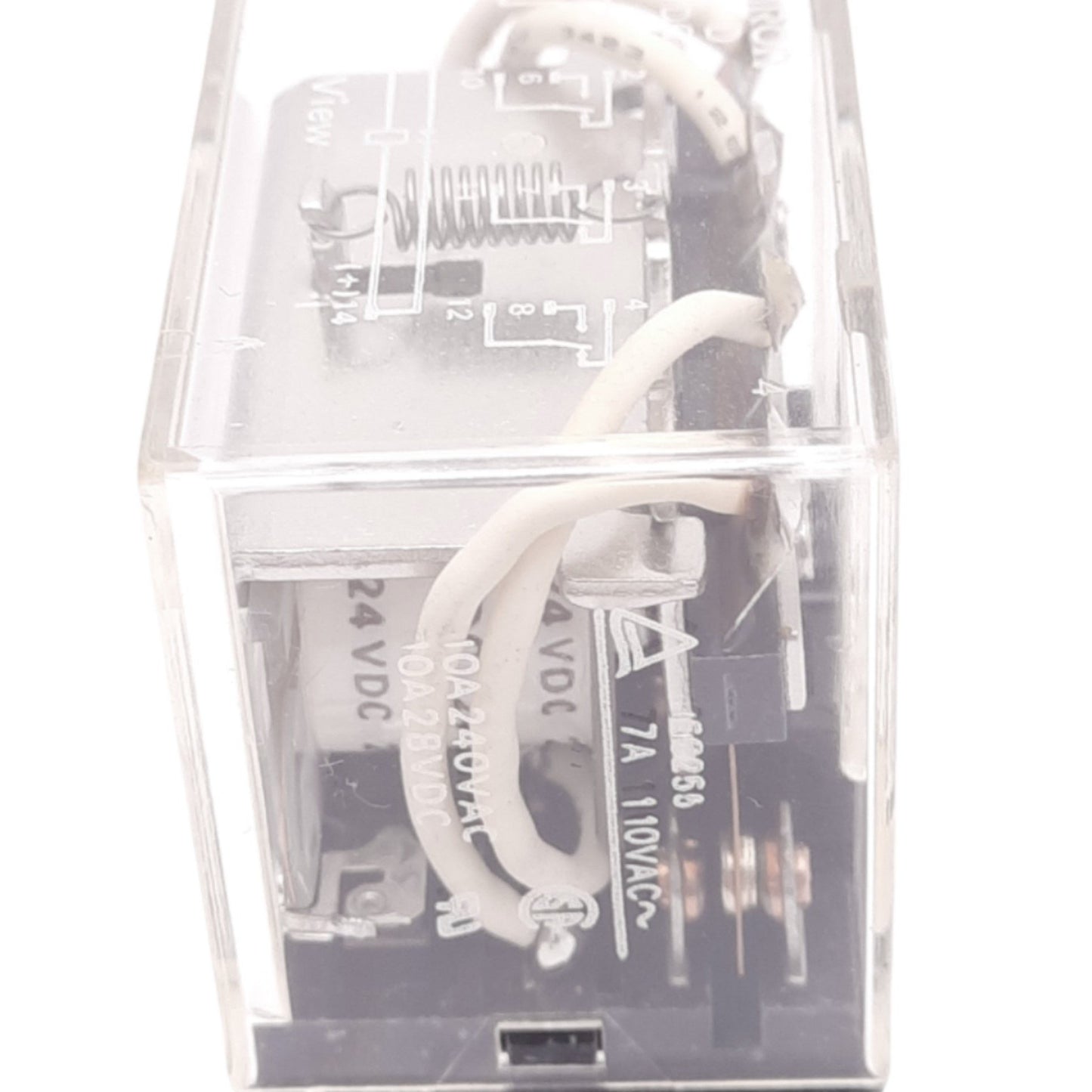 New – Open box Omron LY4-D DC24 Ice-Cube Relay, 4PDT, 14-Pin, 240VAC 10A Max, 24VDC Coil