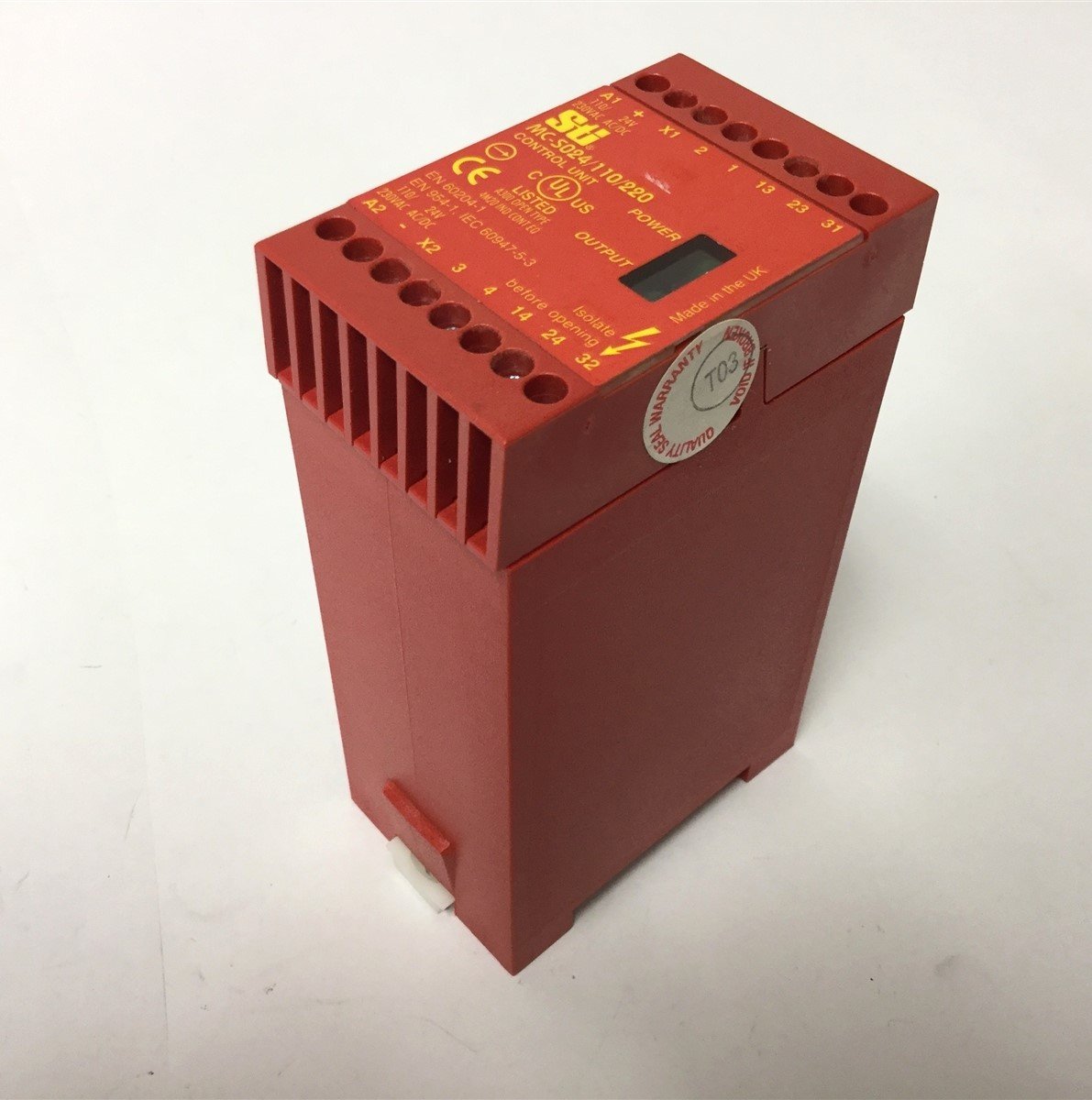 Used STI MC-S024/110/220 Safety Interlock Light Curtain Switch Control Unit 24VAC/DC