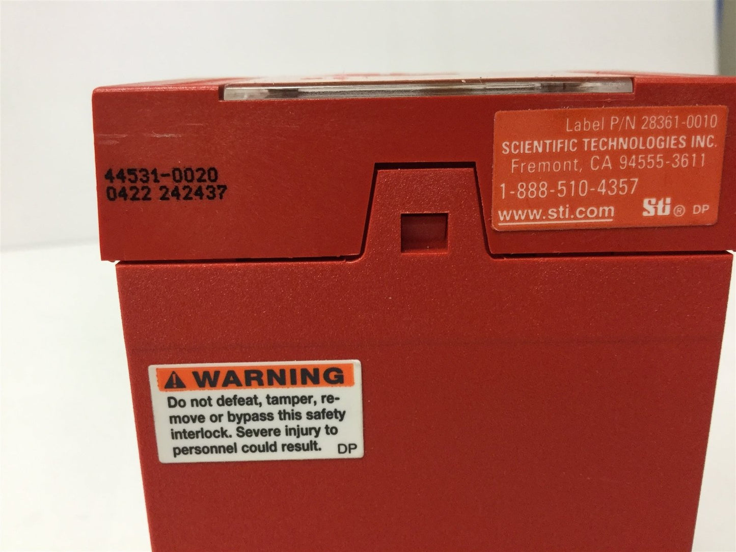 Used STI MC-S024/110/220 Safety Interlock Light Curtain Switch Control Unit 24VAC/DC