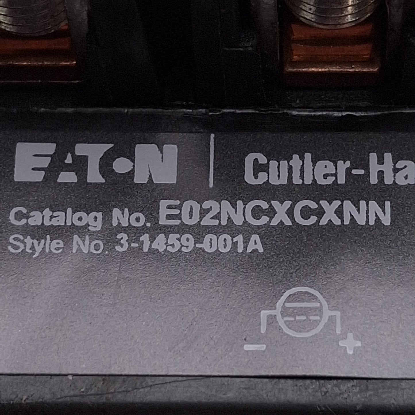 New Eaton E04NC50X3N IEC Contactor, 3-Pole, 50A, 33kW/30HP @ 3Ø 575VAC, 24VDC Coil