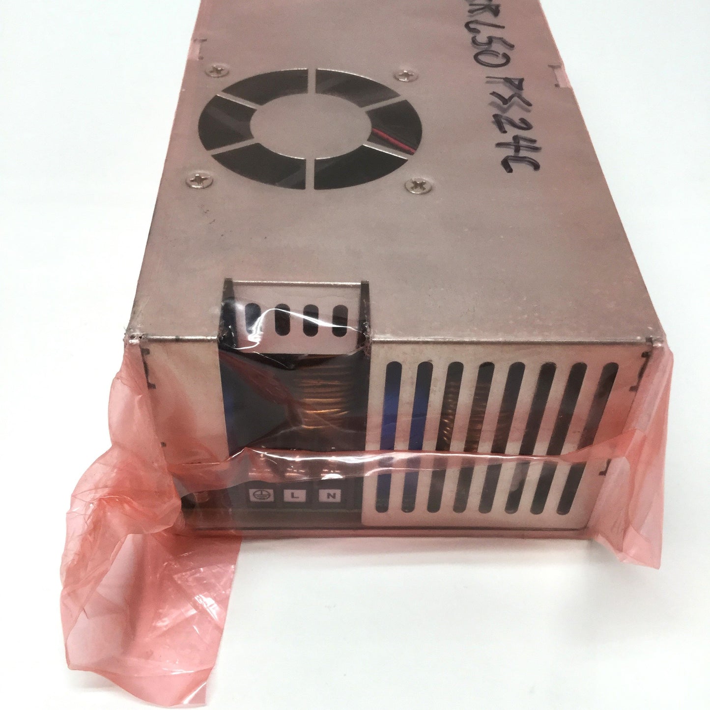 New XP PBR650PS24C Medical & ITE Power Supply 100-240VAC In, 24VDC 27A Out 650W