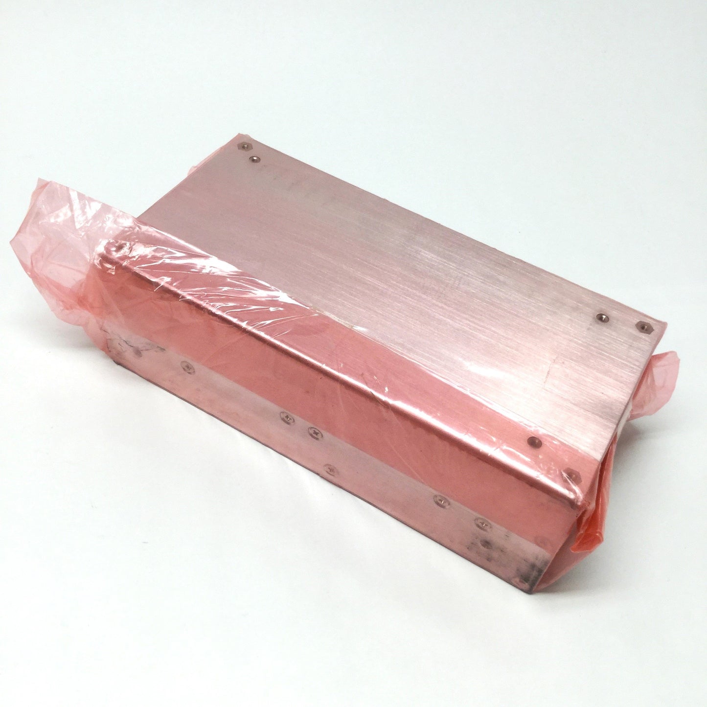 New XP PBR650PS24C Medical & ITE Power Supply 100-240VAC In, 24VDC 27A Out 650W