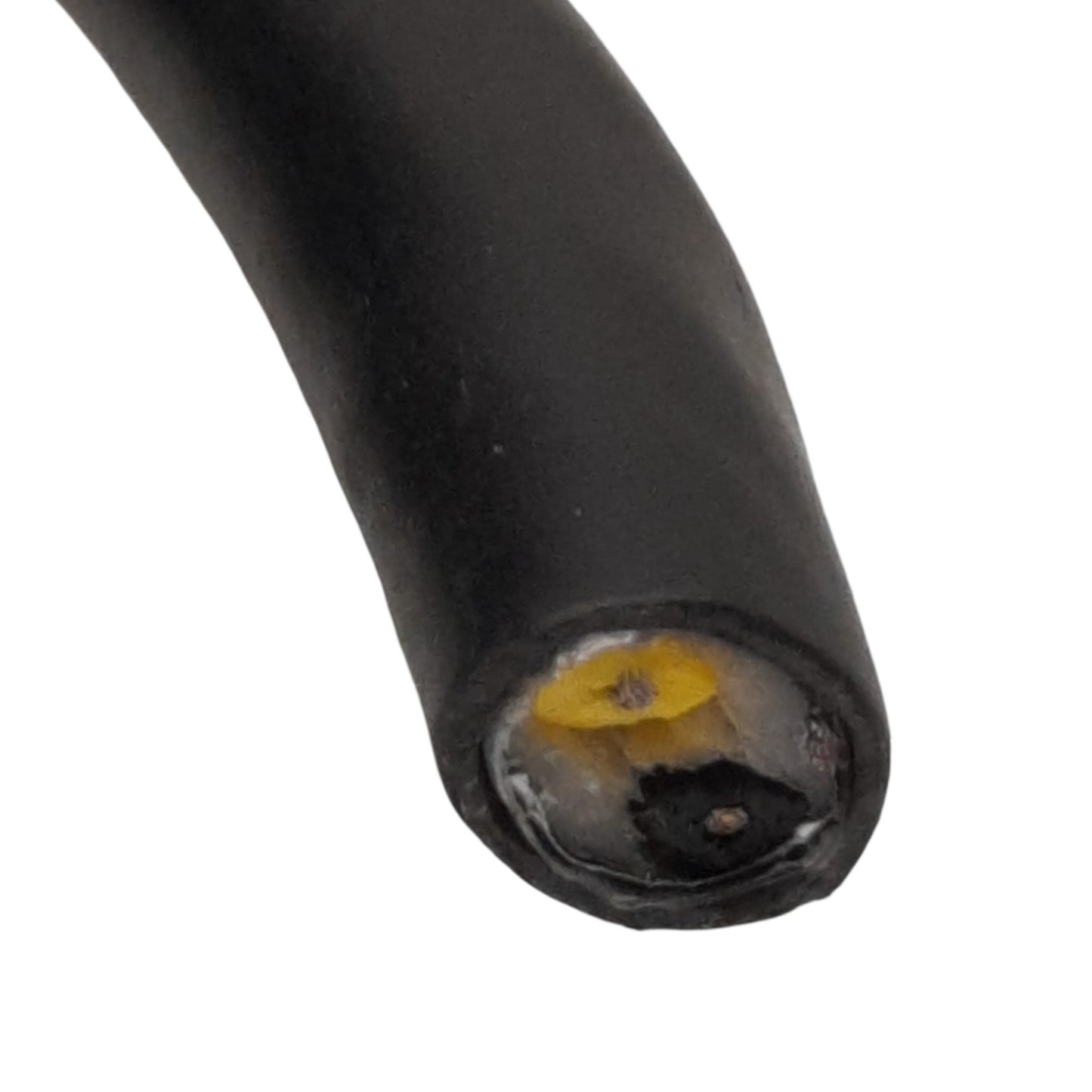 Used Belden 9928 Dual-Rated Wire 24AWG, 7x32 Stranding, ø0.5in, 90ft Length