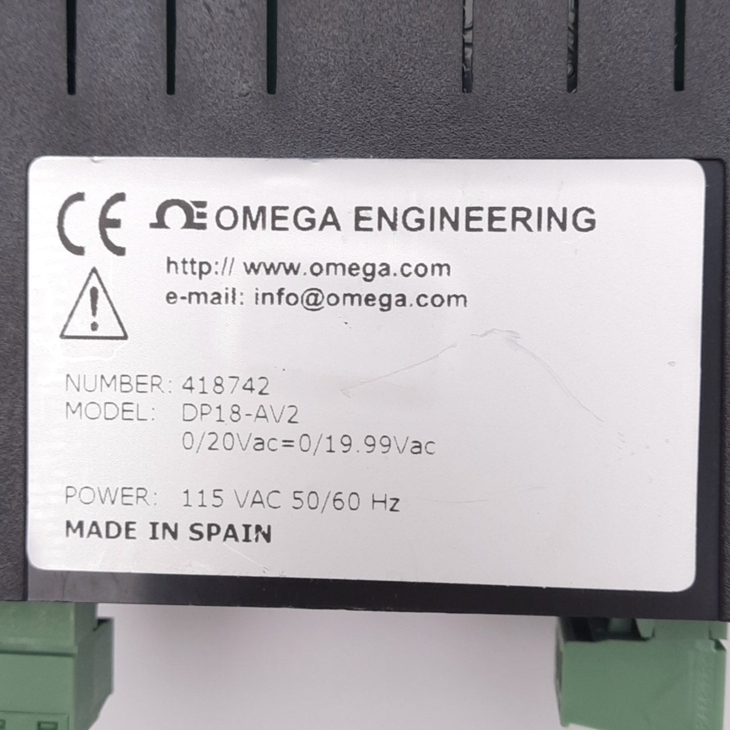 Used Omega DP18-AV2 Voltmeter, 3-1/2 Digit, 0/20VAC=0/19.99VAC, 115VAC, 1/8DIN Panel