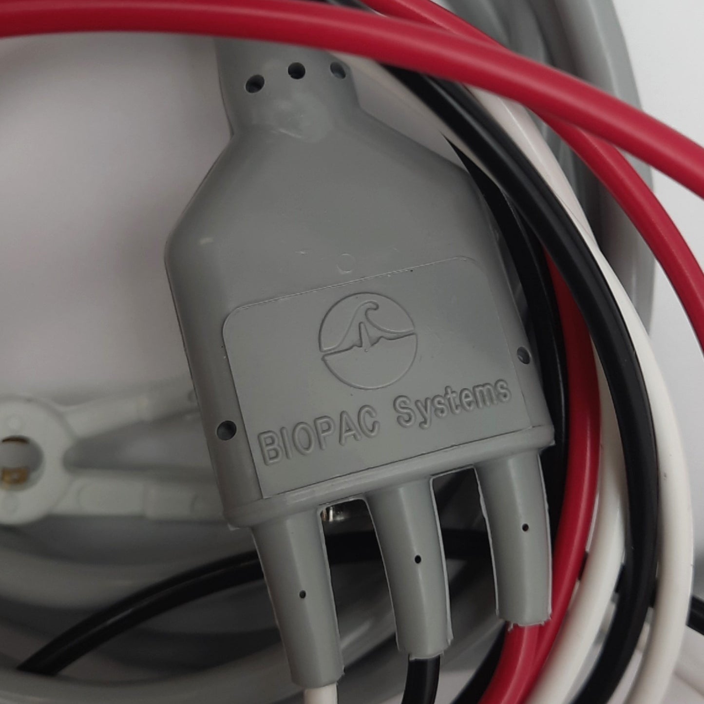 New BIOPAC Systems SS2L BSL Shielded Electrode Assembly, D-Sub 9-Pin M, 2m Length