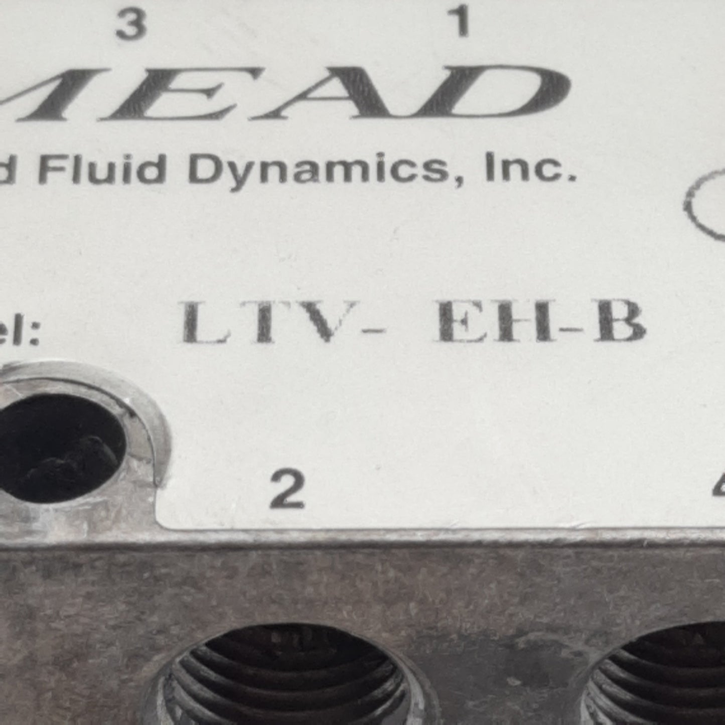 Used Mead LTV-EH-B Pneumatic Switch Valve, 5/2-Way, 1/8in NPT, 0.24Cv, 40µm, 125psi