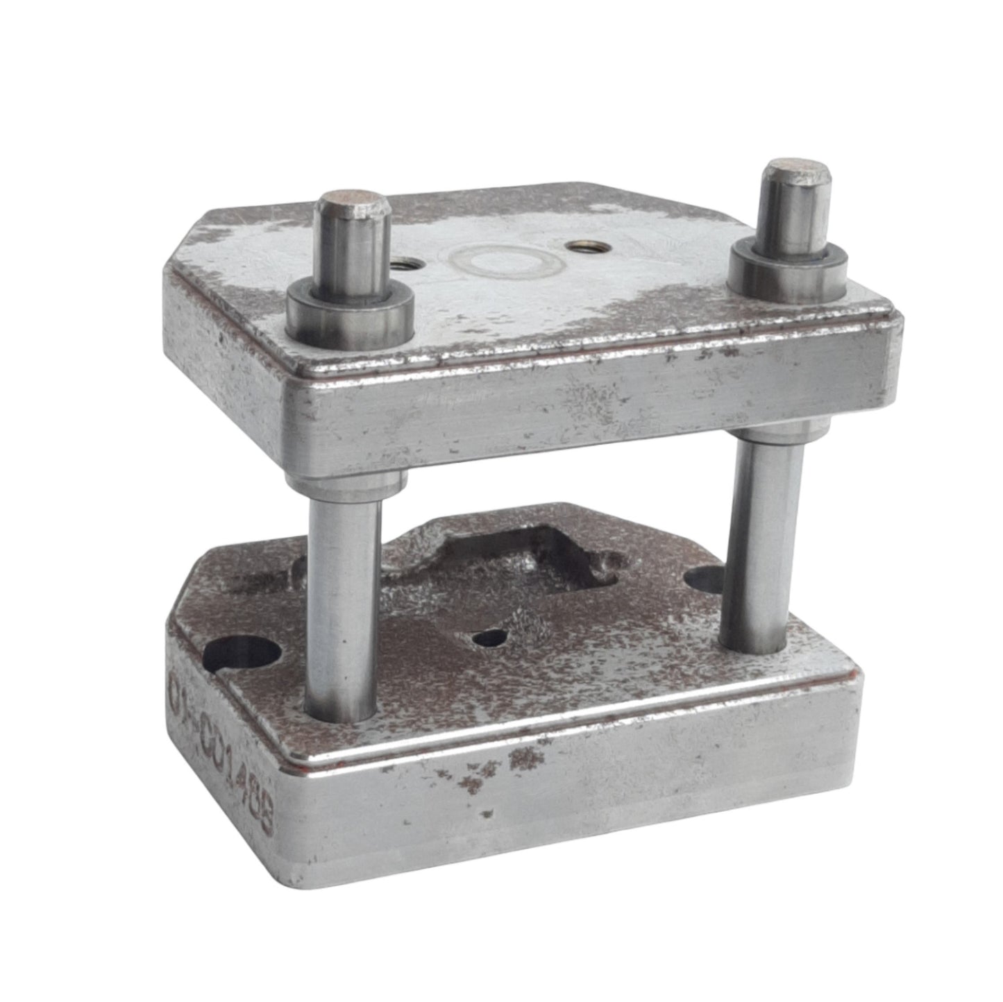 Used Janesville Tool Mfg 01-001468 Shoe Die Set, Two Post & Two Shoe, 3.5in x 2.87in