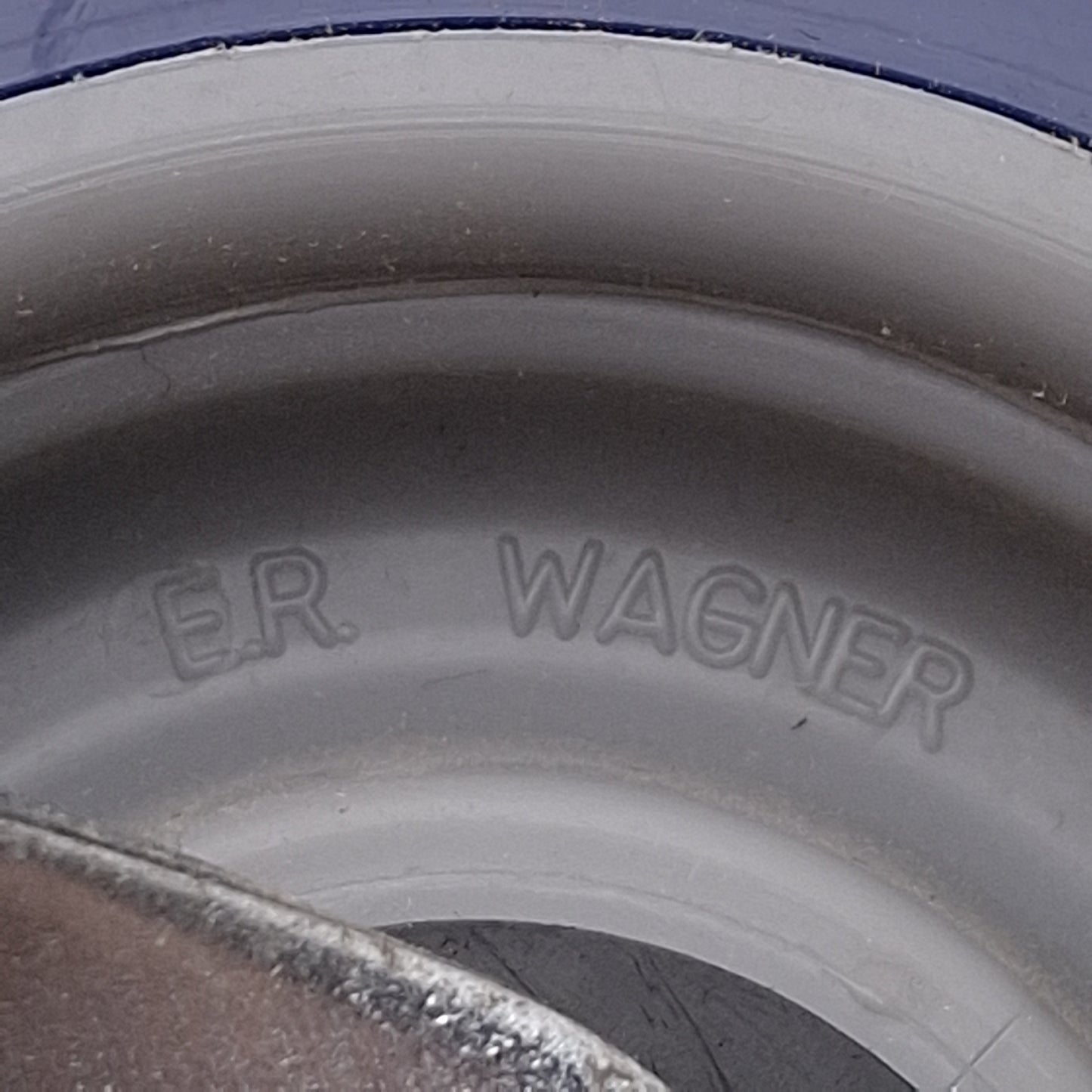 Used Lot of 4 E.R. Wagner 2F6804P25000199 Top Plate Swivel Caster, ø4in, 140lbs Load