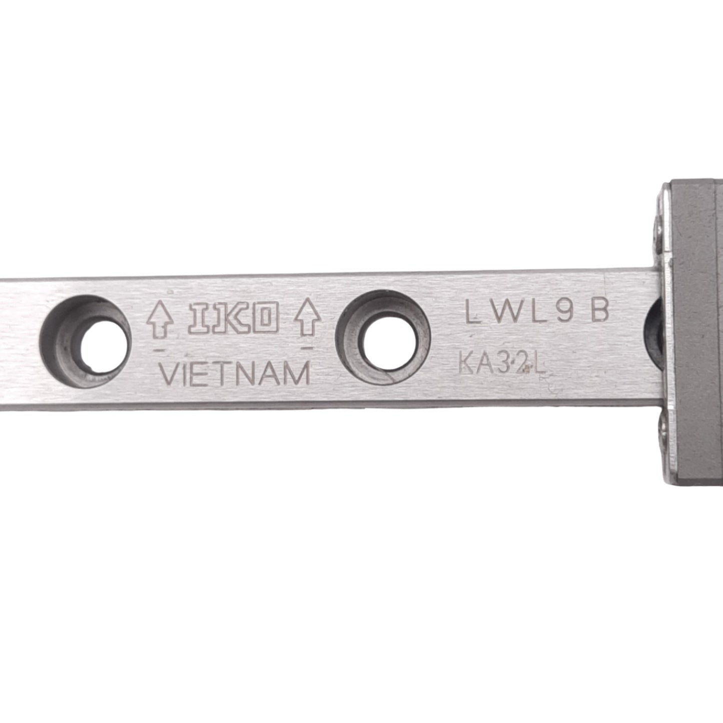 Used IKO LWL9B Linear Guide Block (2x) w/ 9x140mm Rail, 29x20mm Block, M3, 2760N Max