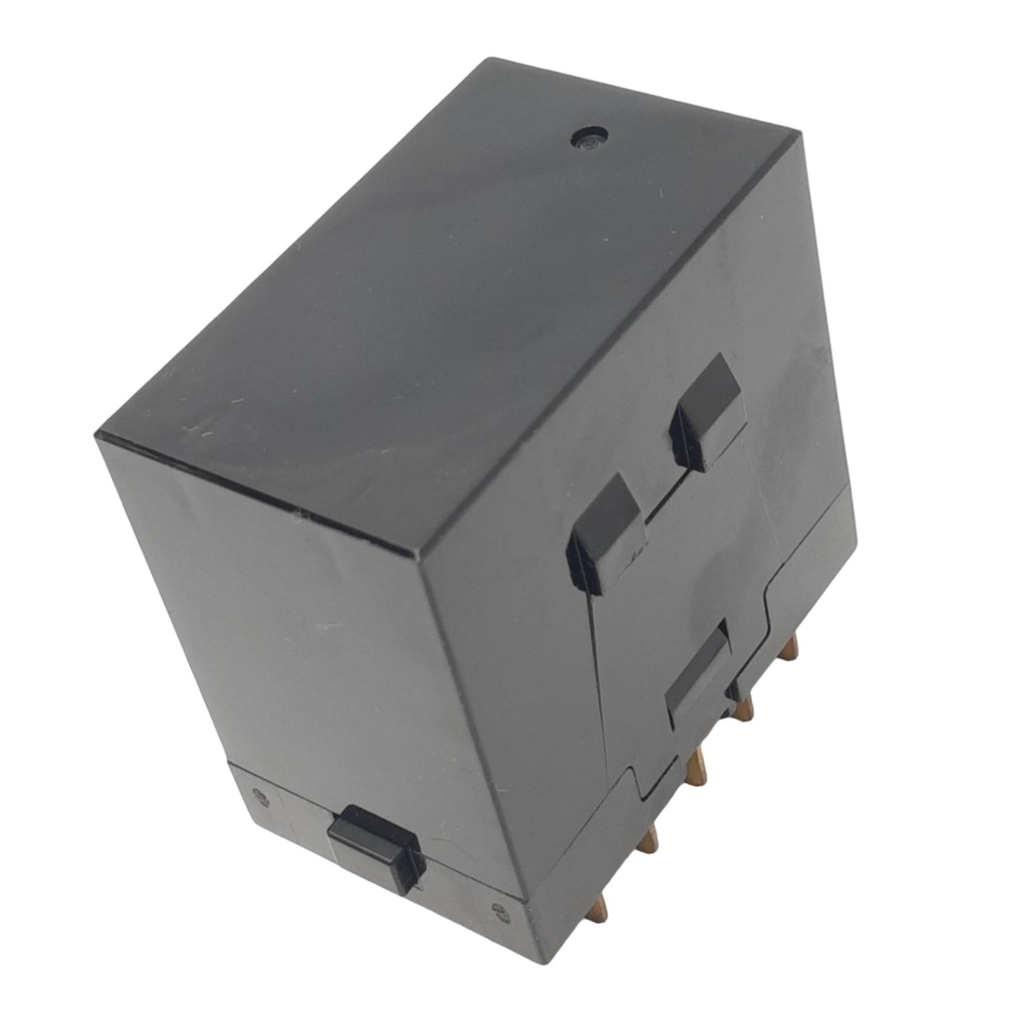 Used Omron G2J-4442T-US-3 General Purpose Relay, 4PST, 10-Pin, 120VAC 20A, 24VDC Coil