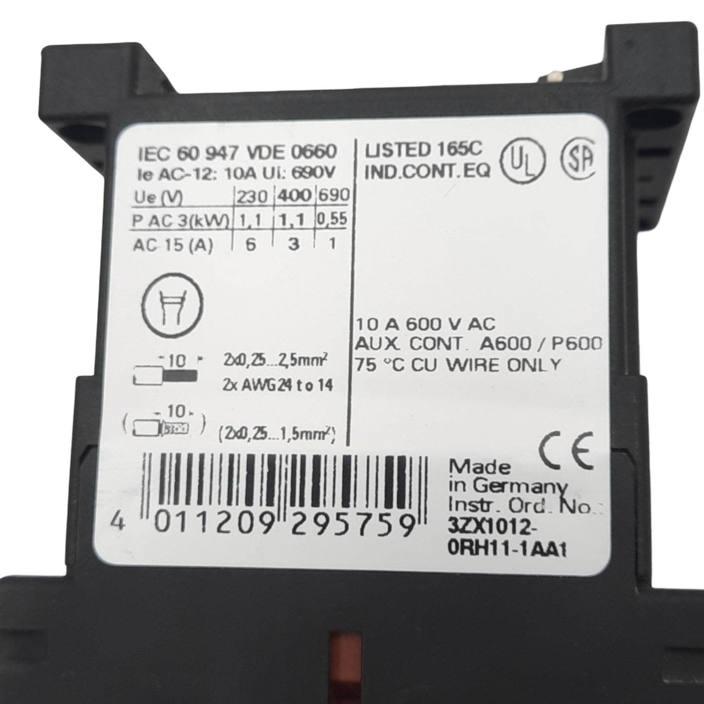 Used Siemens 3RH1122-2BB40 Contactor Relay, 2NO 2NC, 10A 600V Max, 24VDC Coil
