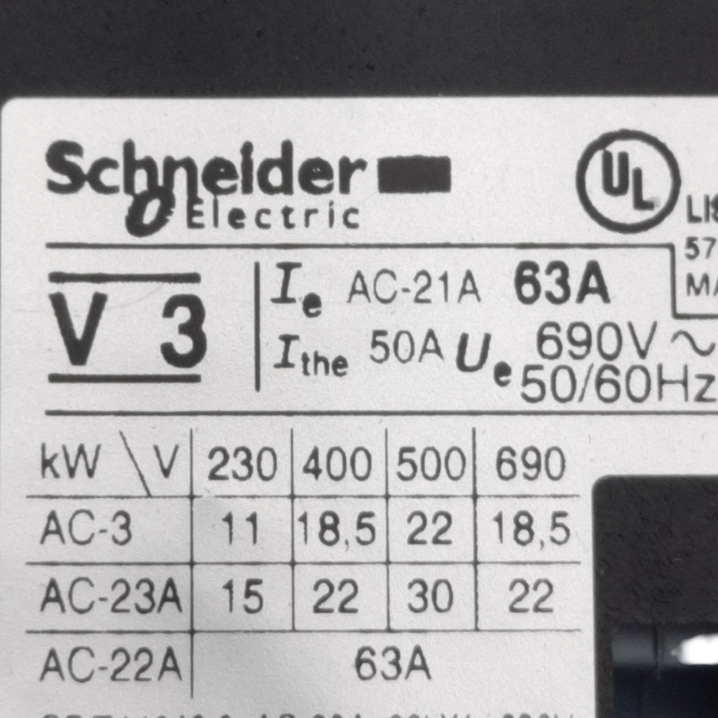 Used Schneider Electric V3 Disconnect Switch, 3-Pole, Rating: 63A 690VAC, DIN Rail