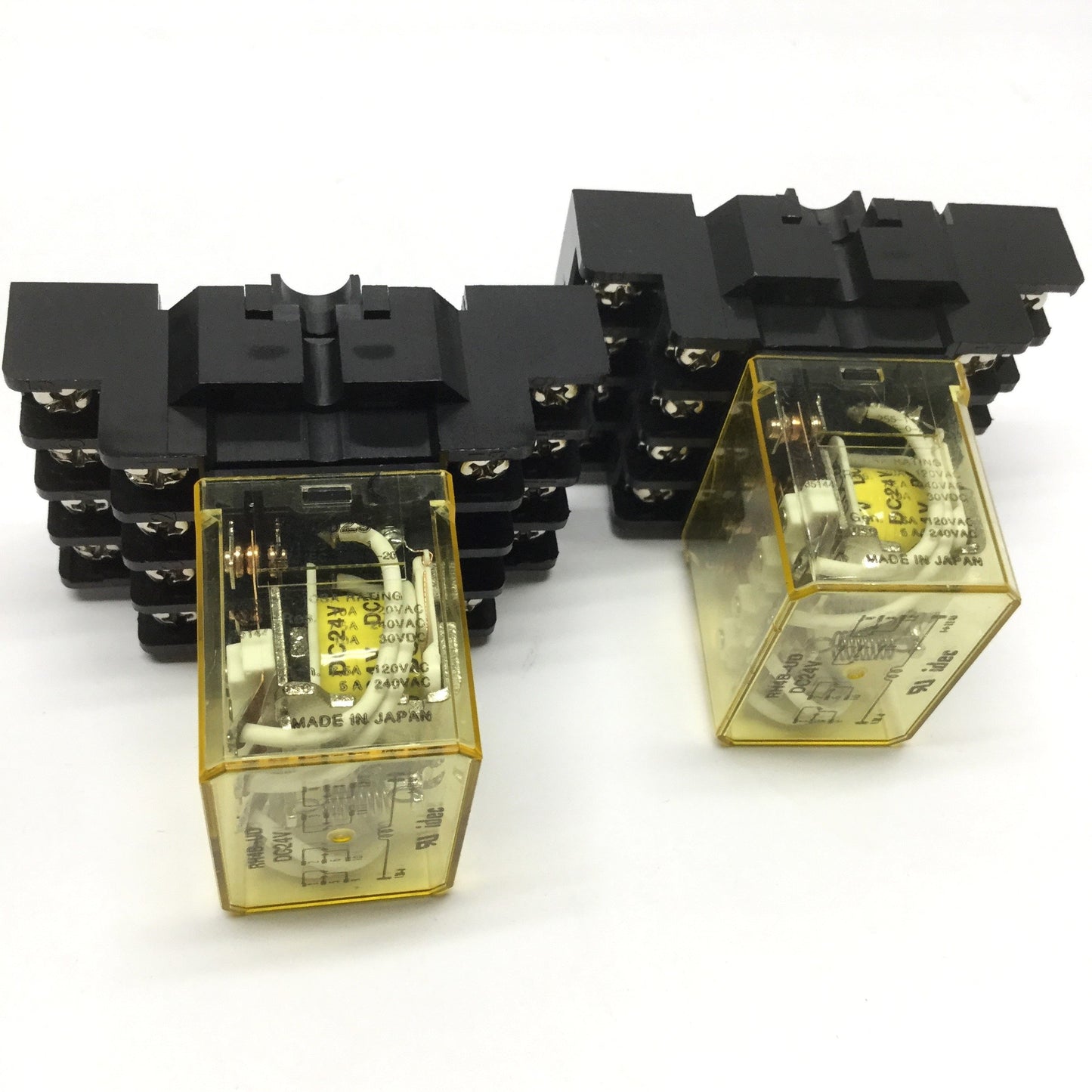 Used Lot of 2 Idec RH4B-UD Ice Cube Control Relays 4PDT, 24VDC Coil, 240VAC 10A