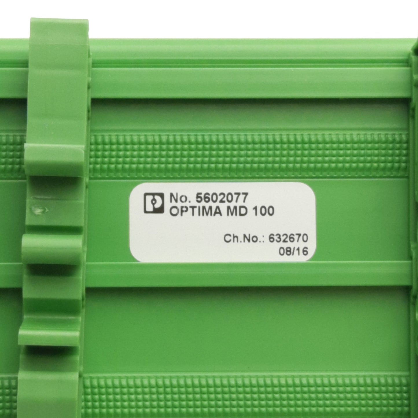 Used Phoenix Contact 5602077 Optima MD100 Interface Module, 100-Pin MDR to Terminals