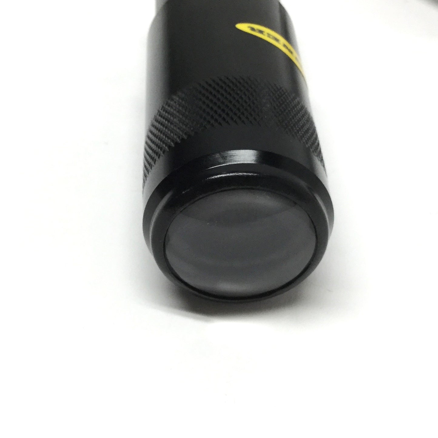 New – Open box Banner LEDBSM PresencePLUS LED 30mm Spot Light, Blue 465-485nm, 24VDC, 3-Pin M8