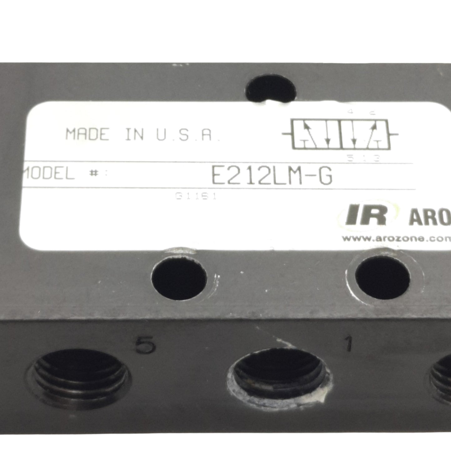 Used Ingersoll Aro E212LM-G Manual Control Valve, 4/2 Way, 1/4in NPT, 151psi Max