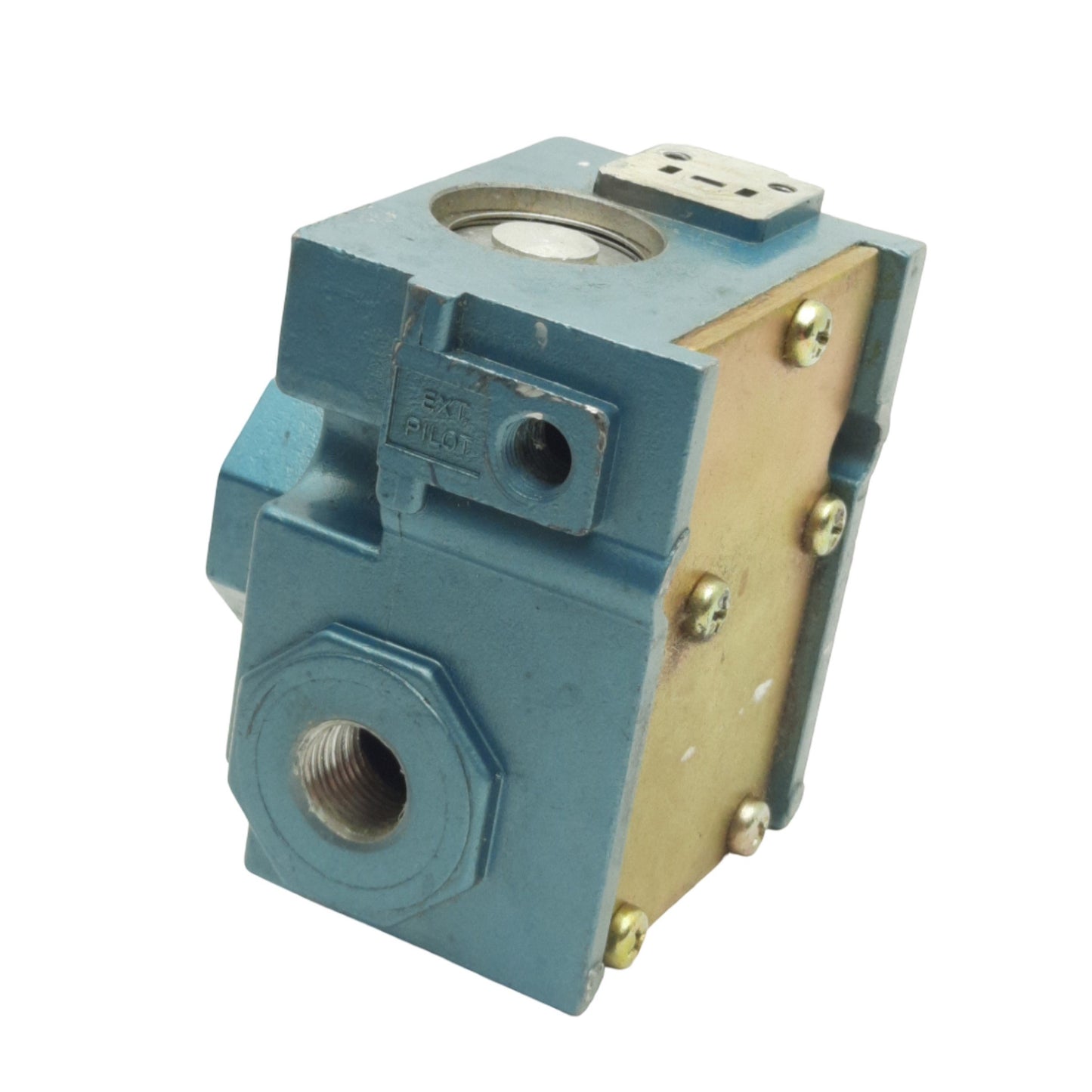 Used Mac Valves 56C-72-611JC Pneumatic Valve, 3/2 Way NC, 3/8in NPTF, *No Solenoid*