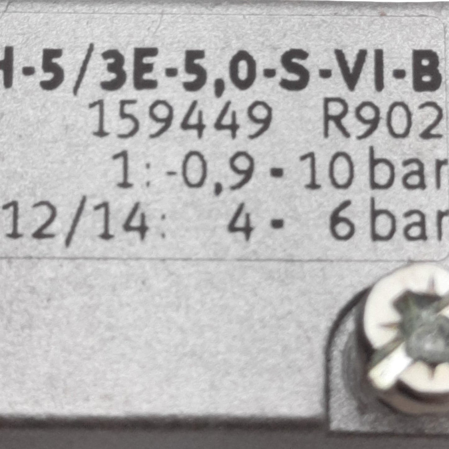 Used Festo 159449 Solenoid Valve 500l/min Flow, -0.9-10 bar Pressure, 24VDC Coil