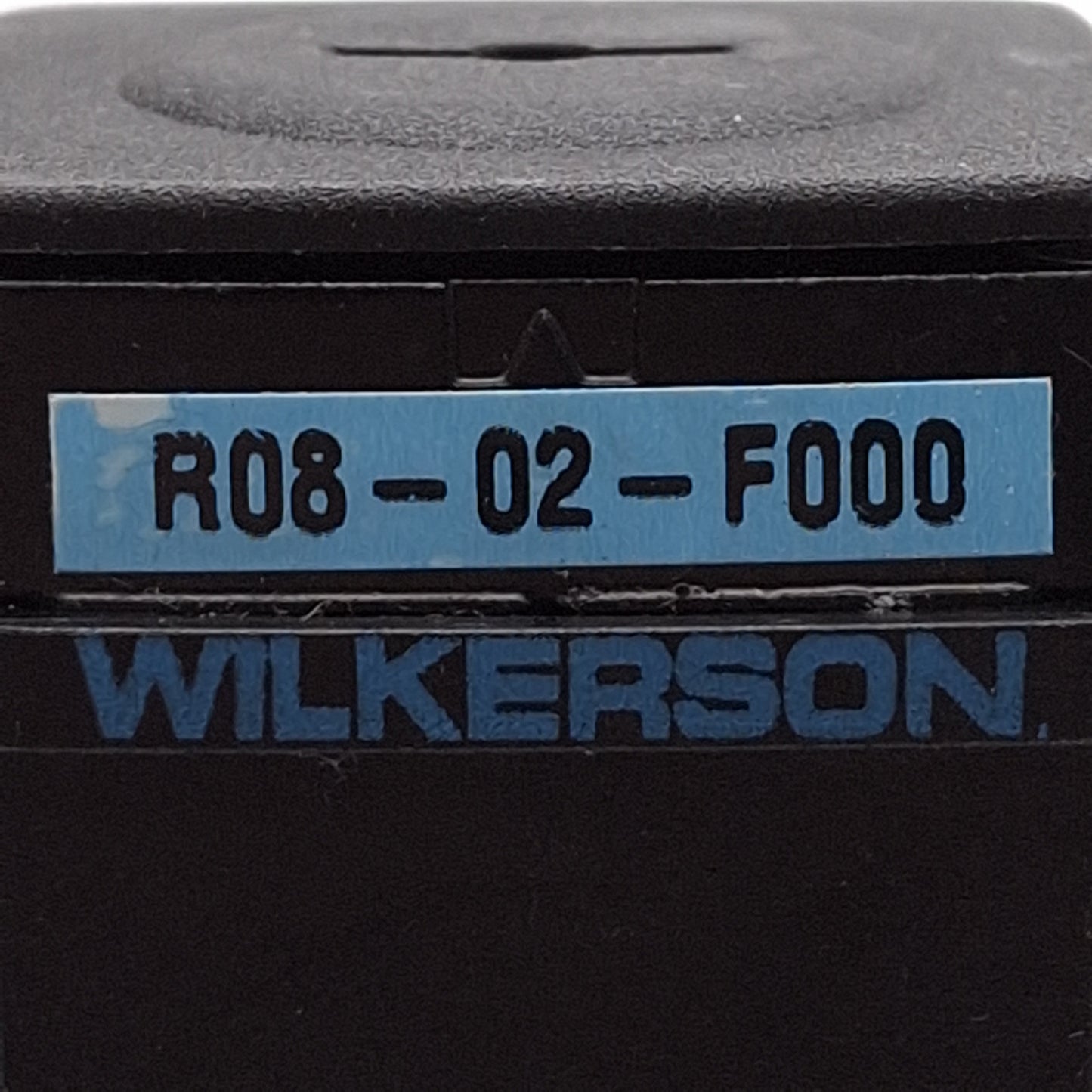 Used Wilkerson R08-02-F000 Pneumatic Regulator, 300PSIG Inlet, 0-125PSIG Set, 1/4NPT