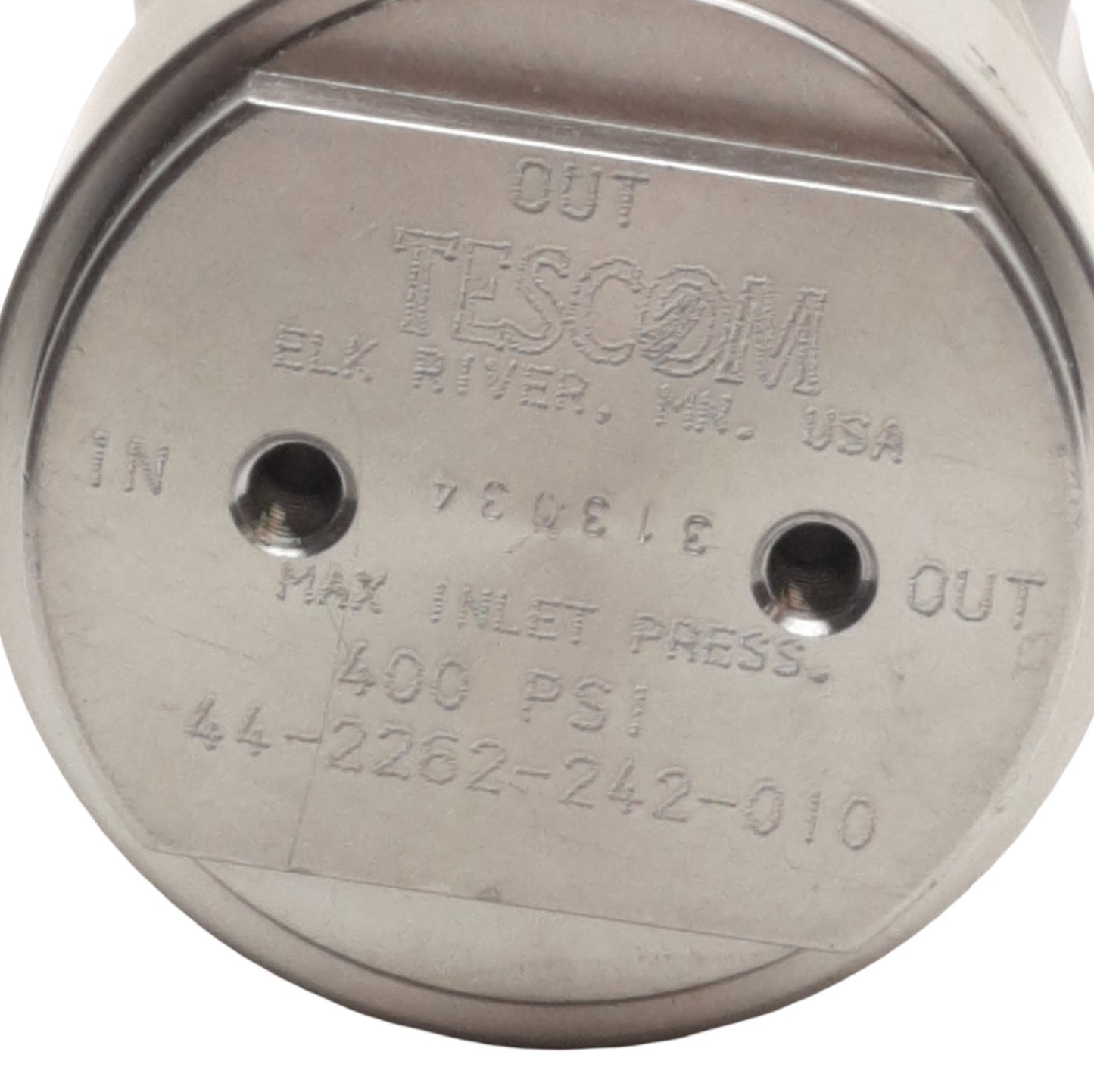 Used Tescom 44-2262-242-010 Regulator, 0-100psig Outlet, 400psig Inlet, 1/4in NPTF