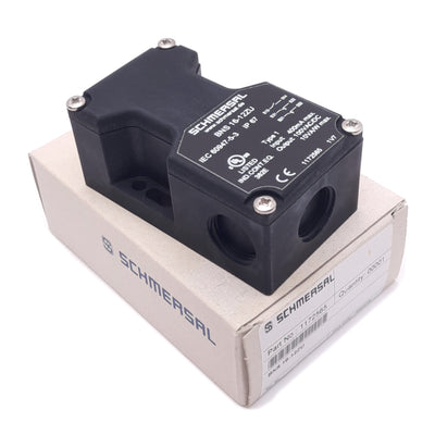 New Schmersal 1172565 BNS16-12ZU Magnetic Safety Switch, 2NC 1NO, 400mA In, 100V Out