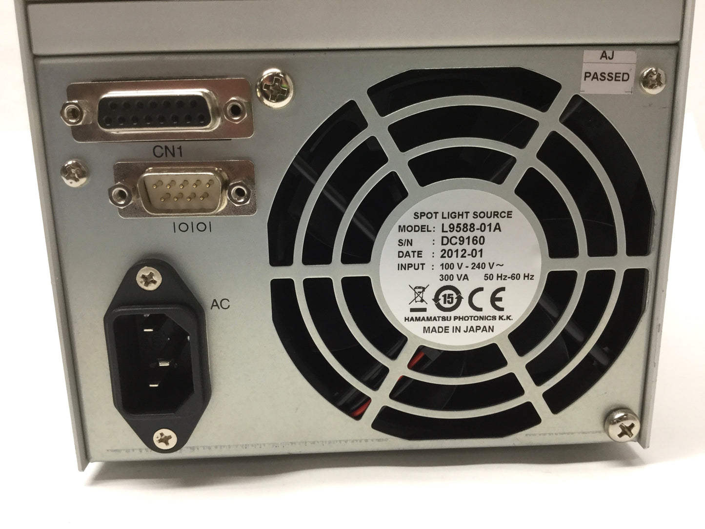 Used Hamamatsu L9588-01A LIGHTNINGCURE LC8 UV Spot Light Source 365nm, 100-240VAC