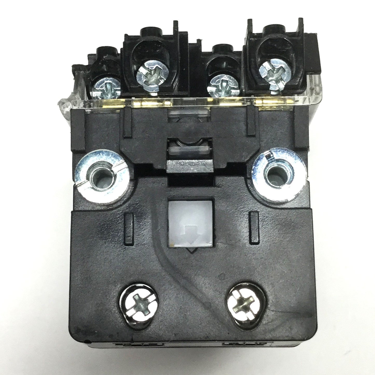 New – Open box Allen Bradley 800TC-FXQH2RA1 LED Illuminated Emergency E-Stop, Push/Pull 12-130V