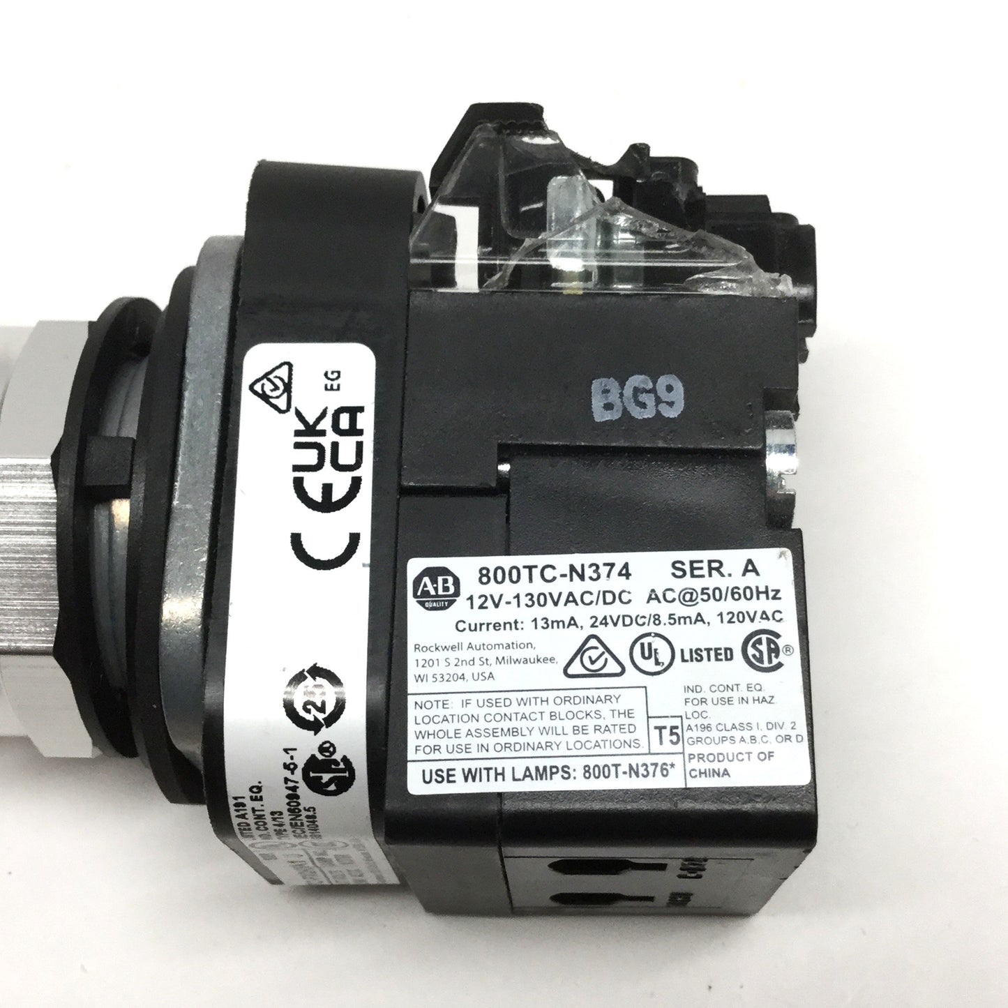 New – Open box Allen Bradley 800TC-FXQH2RA1 LED Illuminated Emergency E-Stop, Push/Pull 12-130V