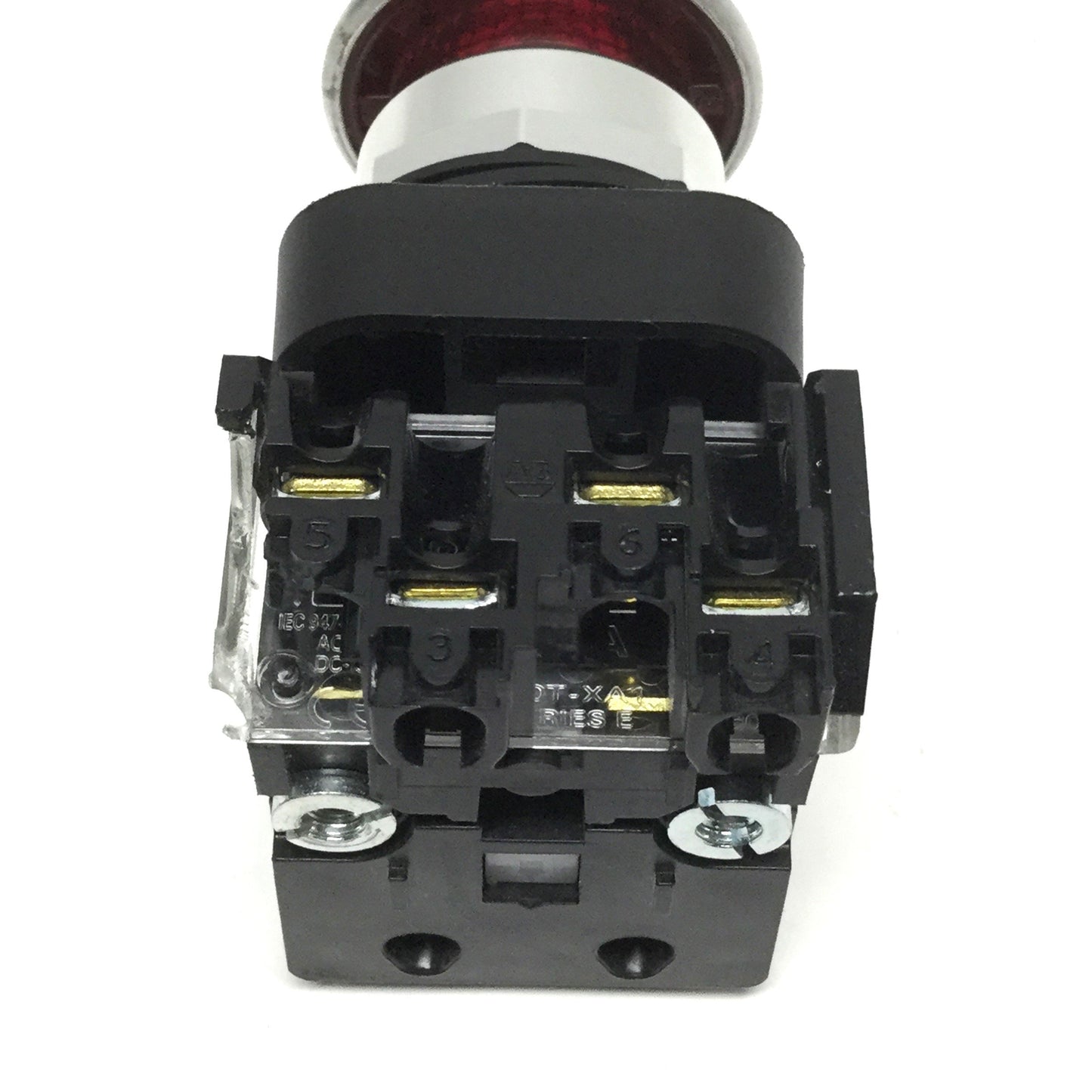 New – Open box Allen Bradley 800TC-FXQH2RA1 LED Illuminated Emergency E-Stop, Push/Pull 12-130V