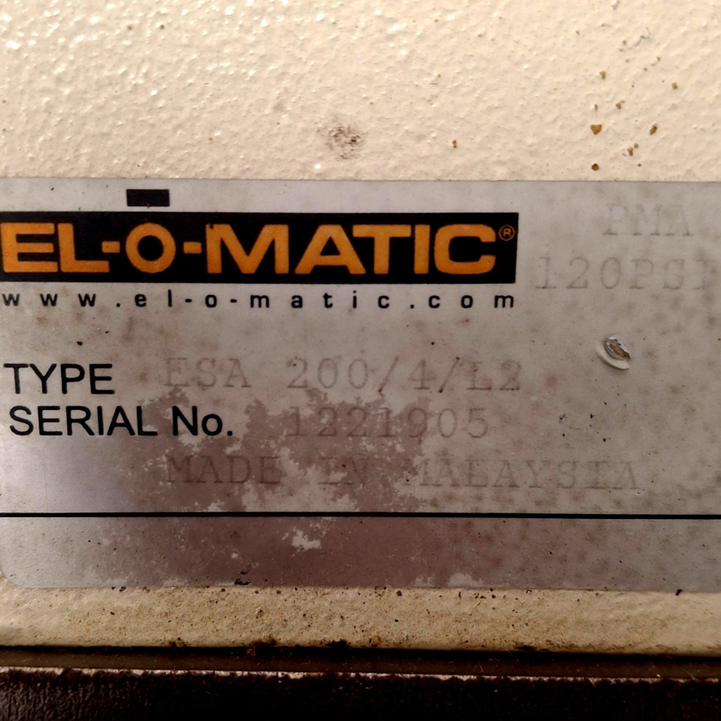 Used El-O-Matic ESA200/4/L2 Single Acting Pneumatic Actuator 120PSIG Max, 1/4" NPT