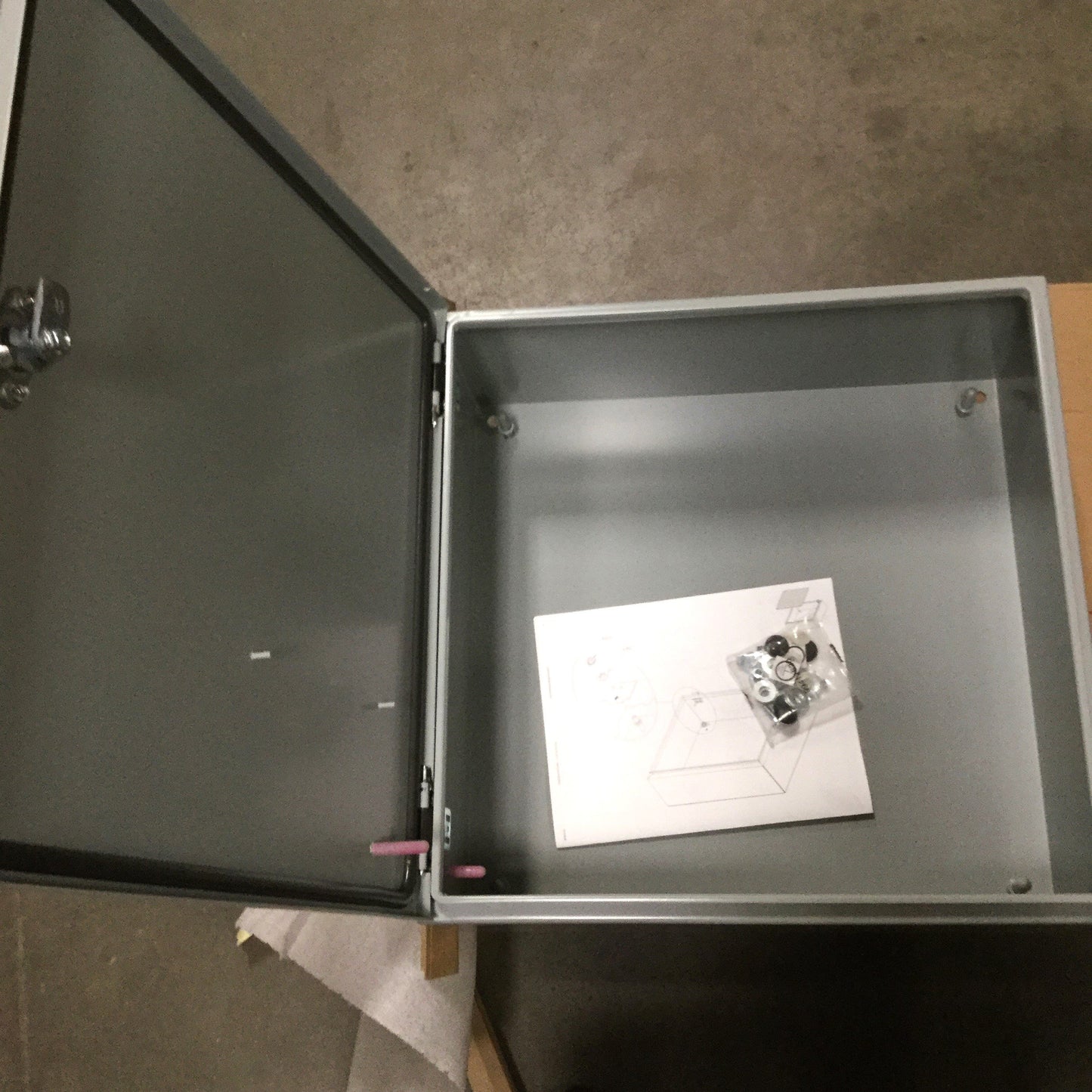 New Hoffman CSD20208 Steel Wall-Mount Electrical Enclosure Box Cabinet 20 x 20" x 8"