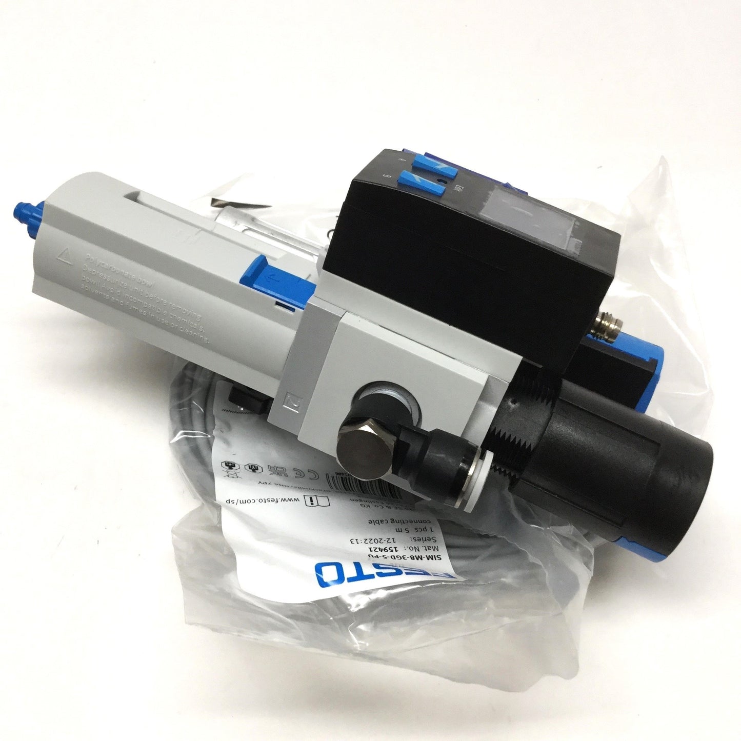 New – Open box Festo MS4N-LFR Air Prep Filter/Regulator w/Pressure Switch & Shut-Off, 1/4" NPT