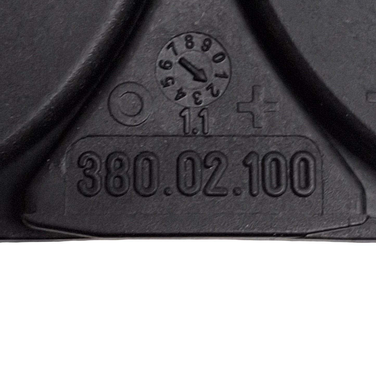 New Igus 380.07.100.0-14L Energy Chain 175x42mm Inner, ø100mm Bending, 14-Link, 43in