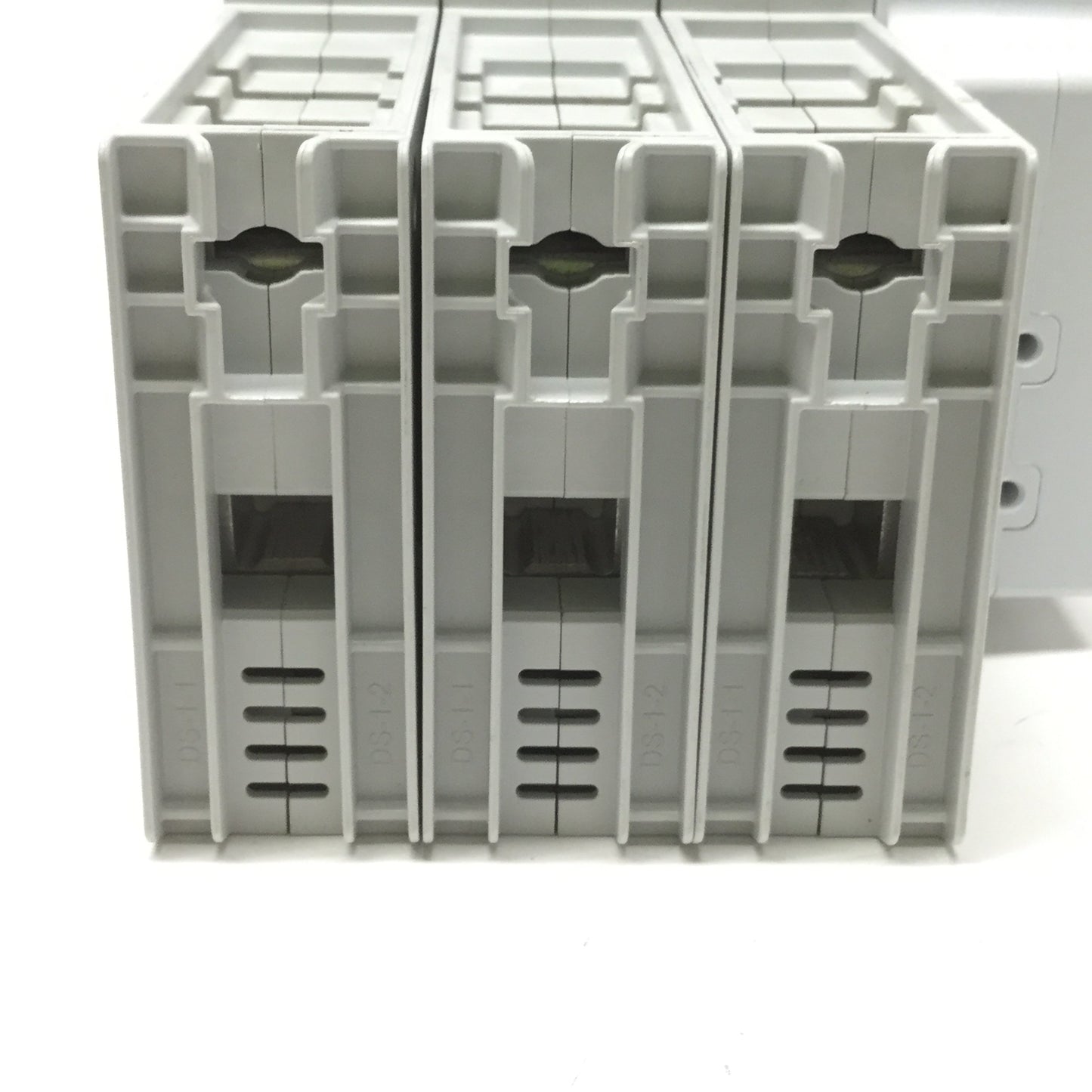 New – Open box Eaton CCP2S-3-100CF CUBEFuse Fusible Disconnect Switch 3-Pole, 100A 600VAC