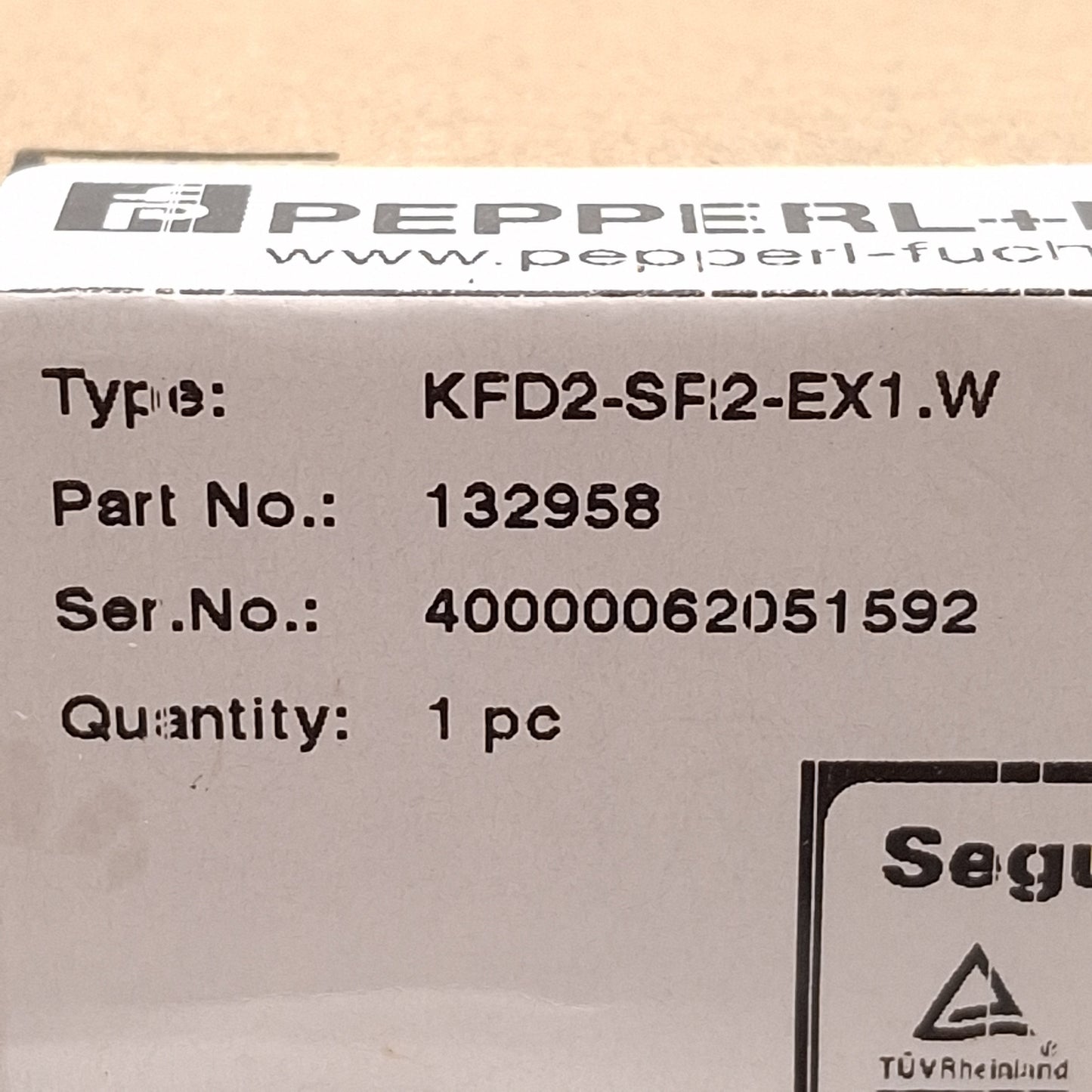 New Pepperl+Fuchs KFD2-SR2-Ex1.W Isolated Switch Amplifier 1-Channel 24VDC DIN Rail