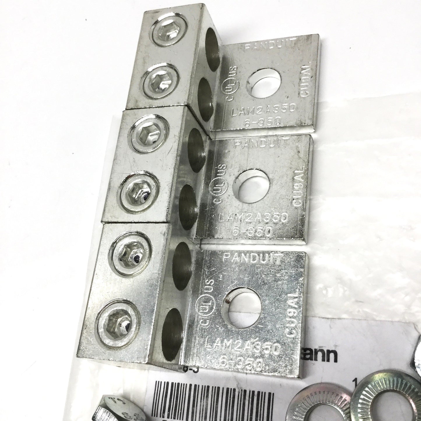 New – Open box Cooper Bussmann LUG3-3 Terminal Lug Kit, 3-Pole, 400A, 2x #6AWG-350MCM Wires